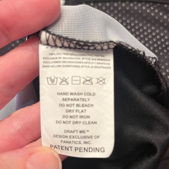 Women’s Majestic Raiders Jersey Size S - Picture 8 of 8